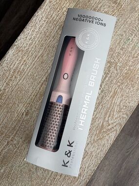 K&K Thermal Professional Hair Styling Thermal Round Brush.